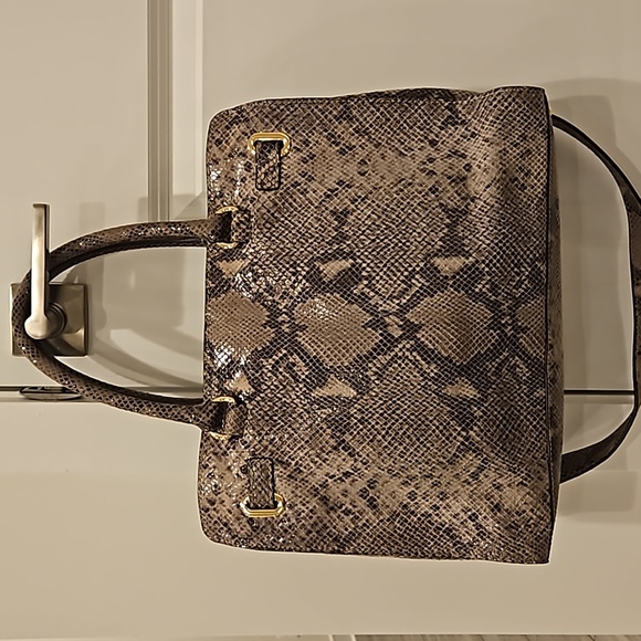 EUC Michael Kors Hamilton snakeskin bag - Picture 3 of 16
